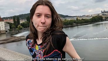 在街上偶遇一位波兰女学生，最终在她娇小的身体上射出大量精液  | 成人视频